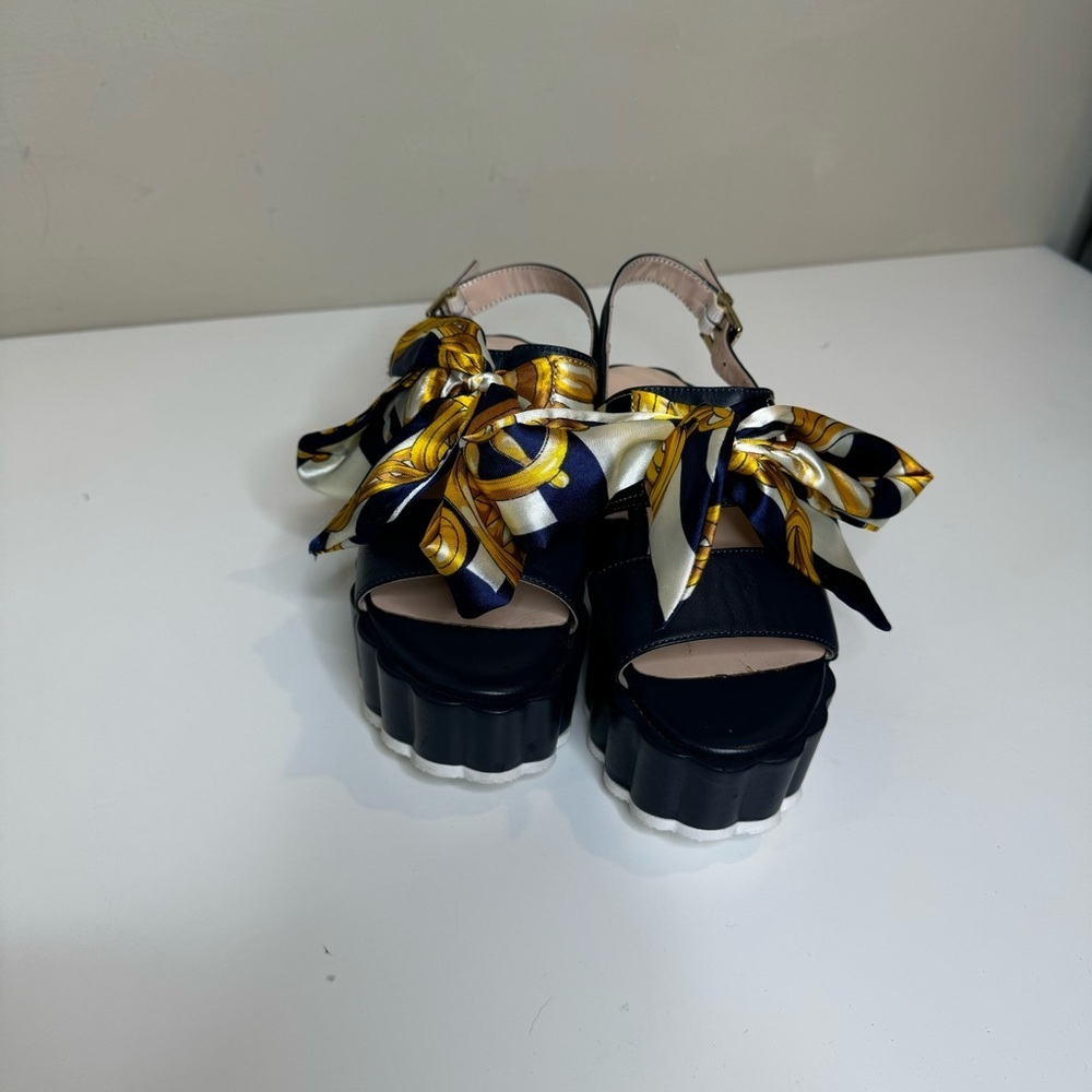Nila & nila Italian platform sandals size 36